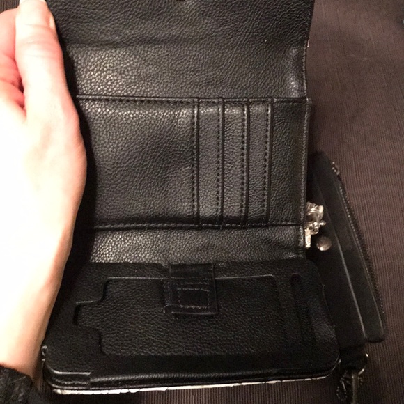 2 wristlets black one is Chaps brand white Walmart - Picture 4 of 5